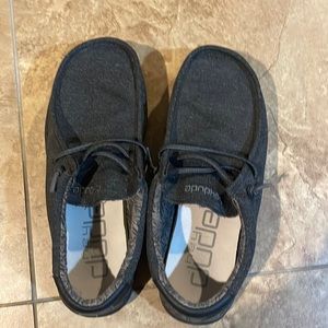 Dark grey Hey Dude youth.